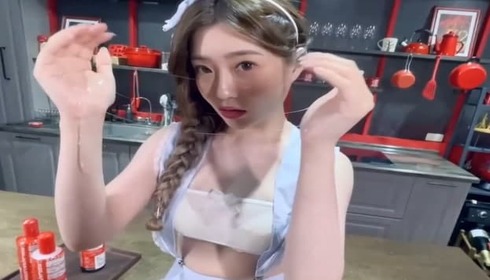 JVID【璃奈酱】的全裸女仆润滑套餐~ — 2023